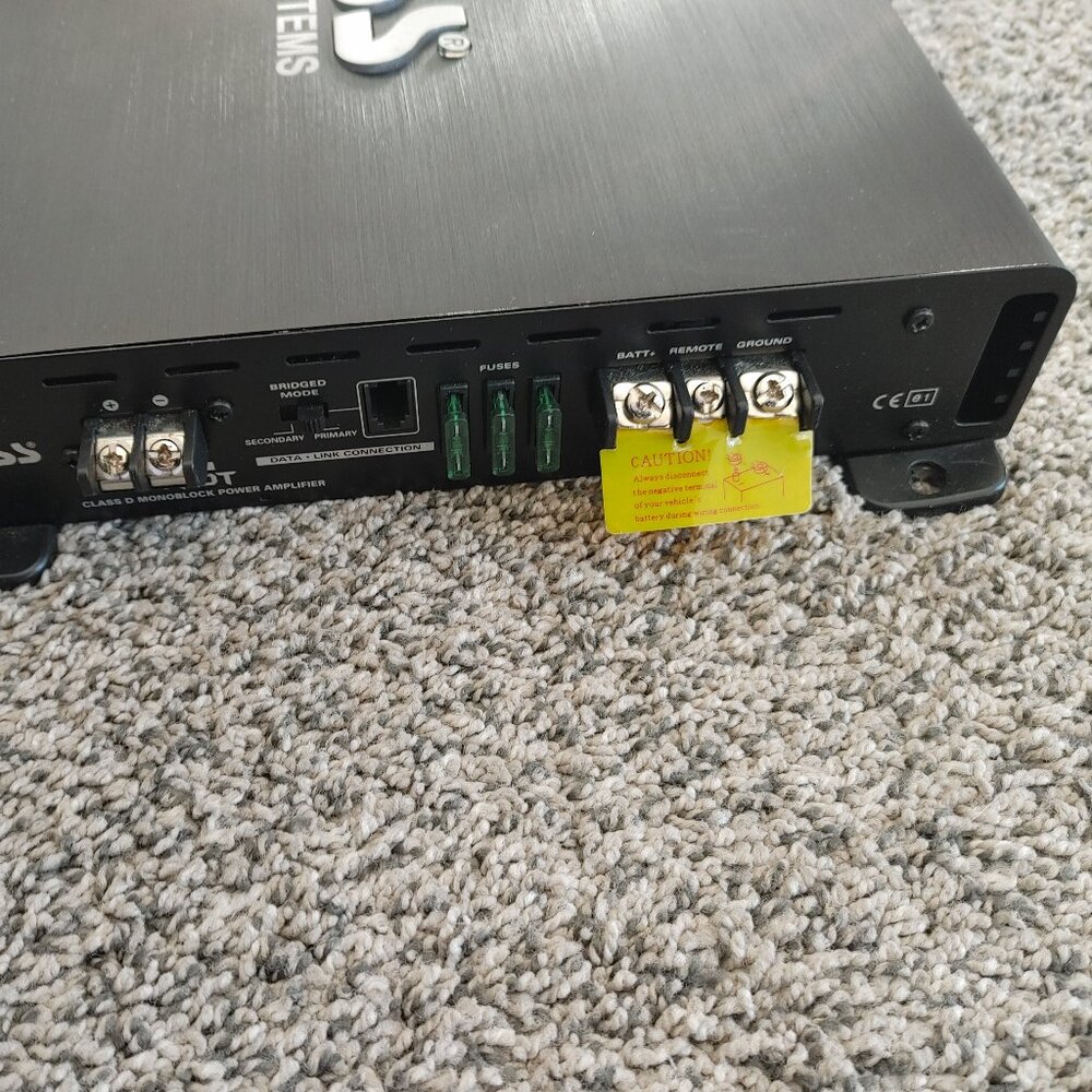 Boss Audio System R3400D Power Amplifier - Picture 2 of 9